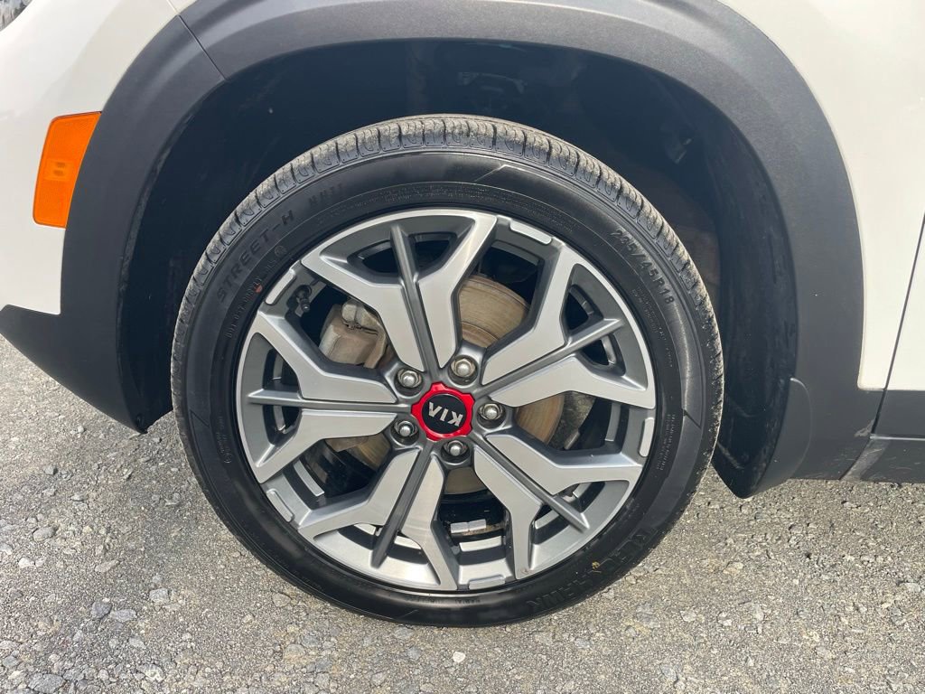 Used 2021 Kia Seltos S AWD/4WD image 19