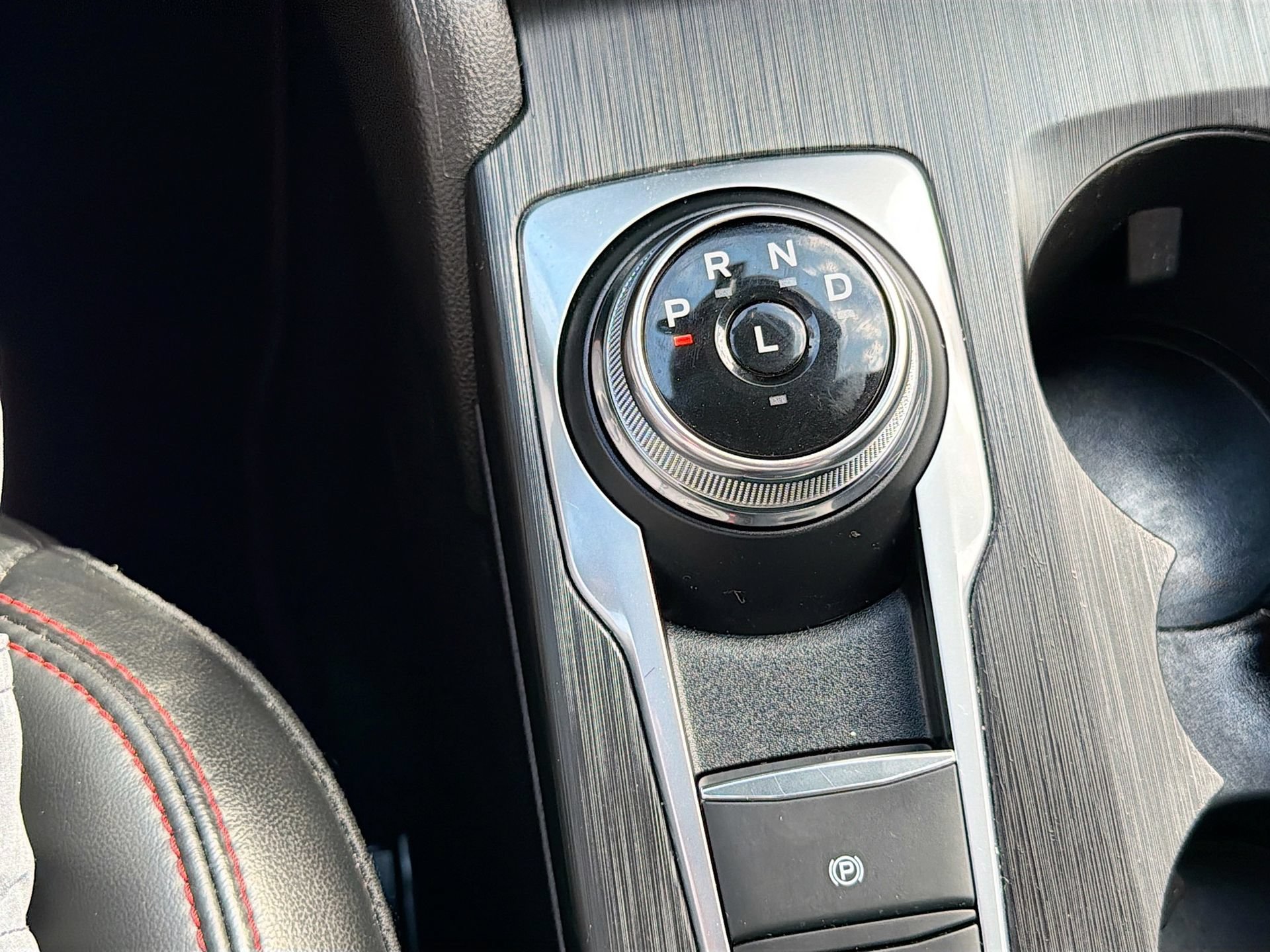 Used 2023 Ford Escape ST-Line w/ Tech Pack #1 FWD image 20