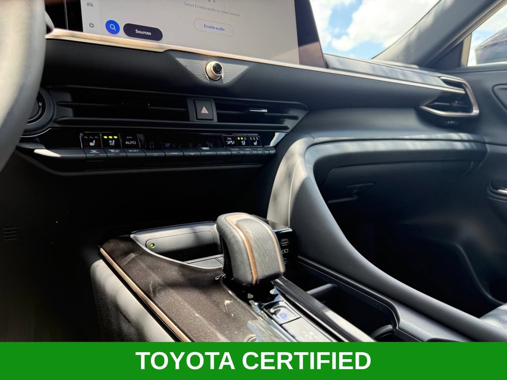 Certified 2026 Toyota Crown AWD/4WD image 17