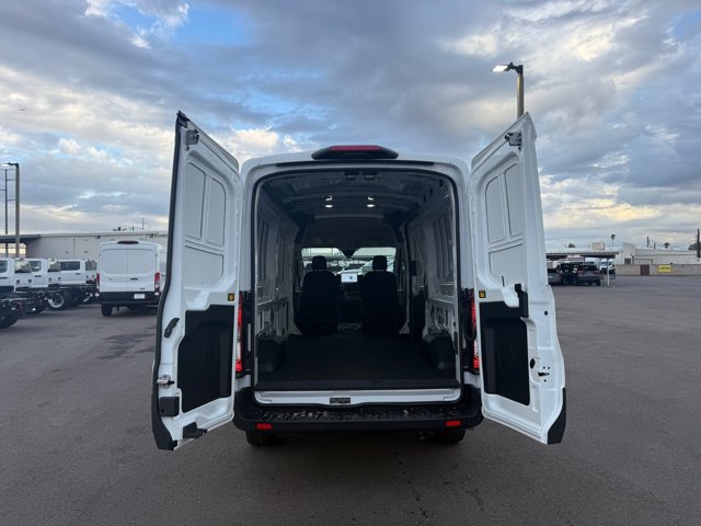 New 2027 Ford Transit 250 148 Medium Roof RWD image 5