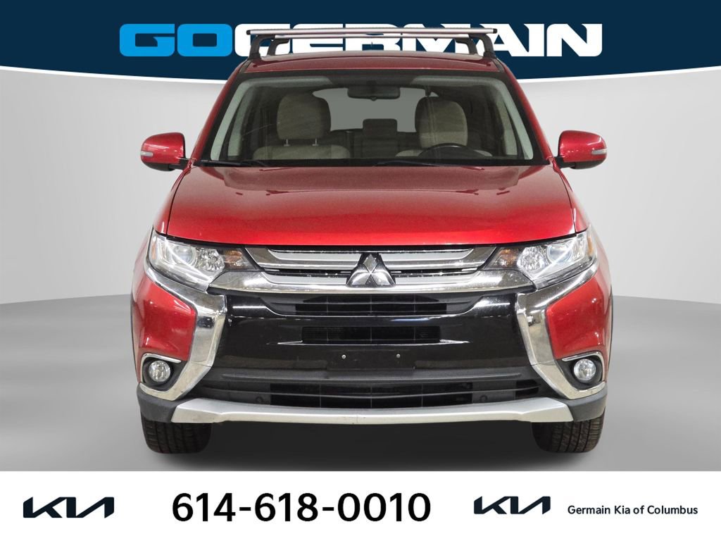 Used 2016 Mitsubishi Outlander SE image 3