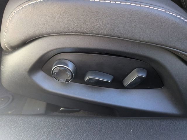 Used 2025 Chevrolet Corvette Stingray Preferred Conv w/ 2LT image 13