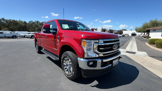 Used 2022 Ford F250 Lariat w/ Lariat Ultimate Package AWD/4WD image 2