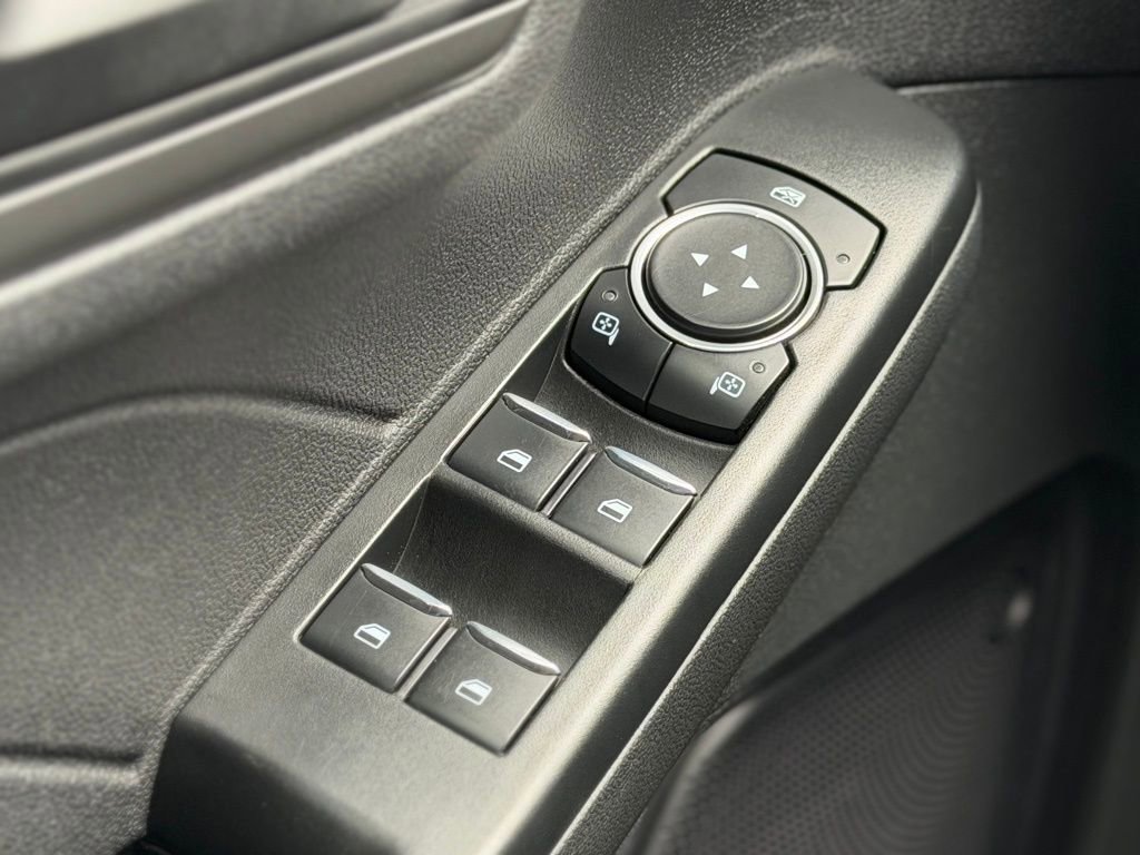 Used 2023 Ford Escape Active image 24