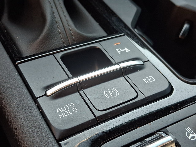 Certified 2025 Kia K5 GT-Line AWD/4WD image 25