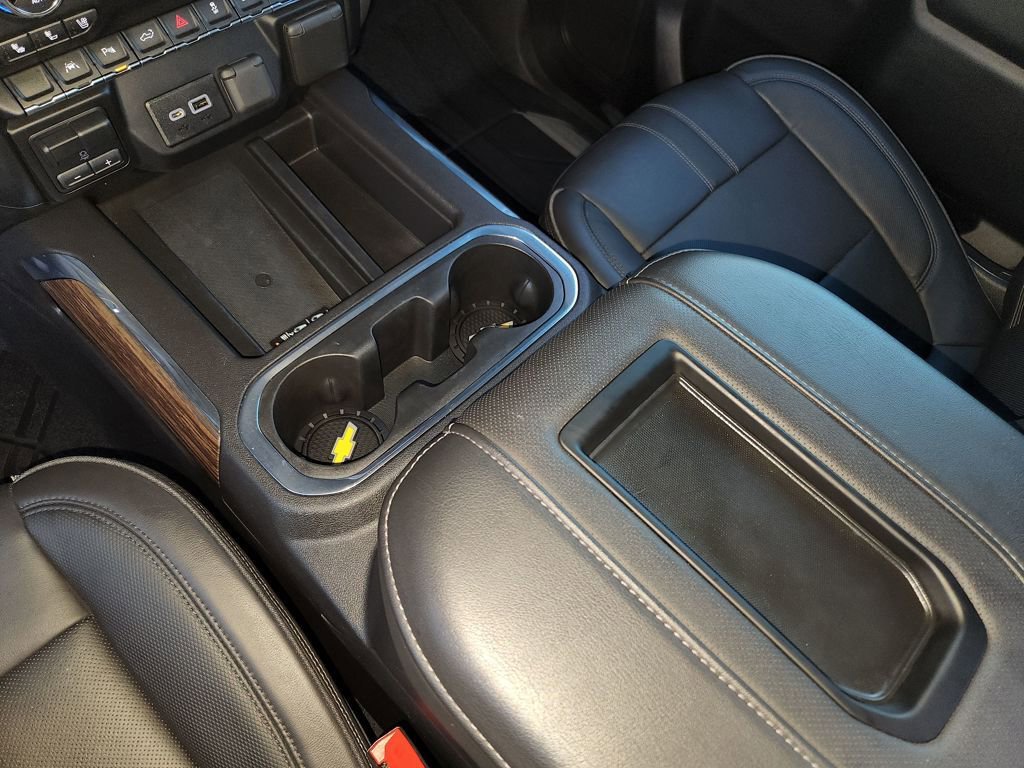 Used 2022 Chevrolet Silverado 1500 High Country w/ Technology Package image 24