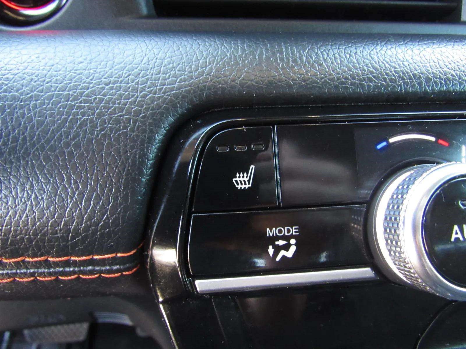 Certified 2025 Honda Pilot Sport image 21