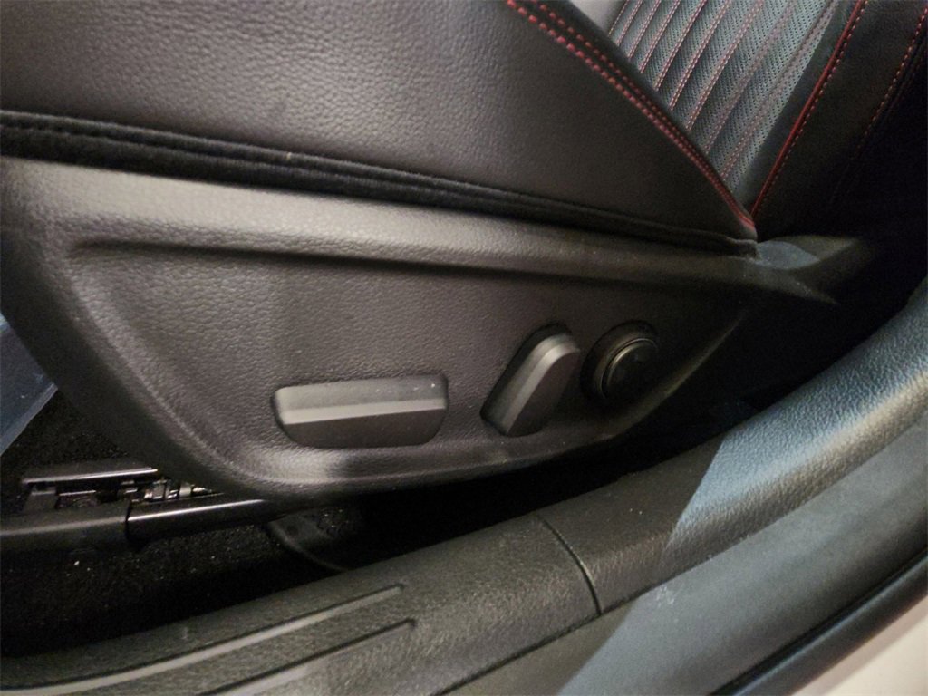 Used 2023 Genesis G70 2.0T w/ Sport Prestige Package image 13