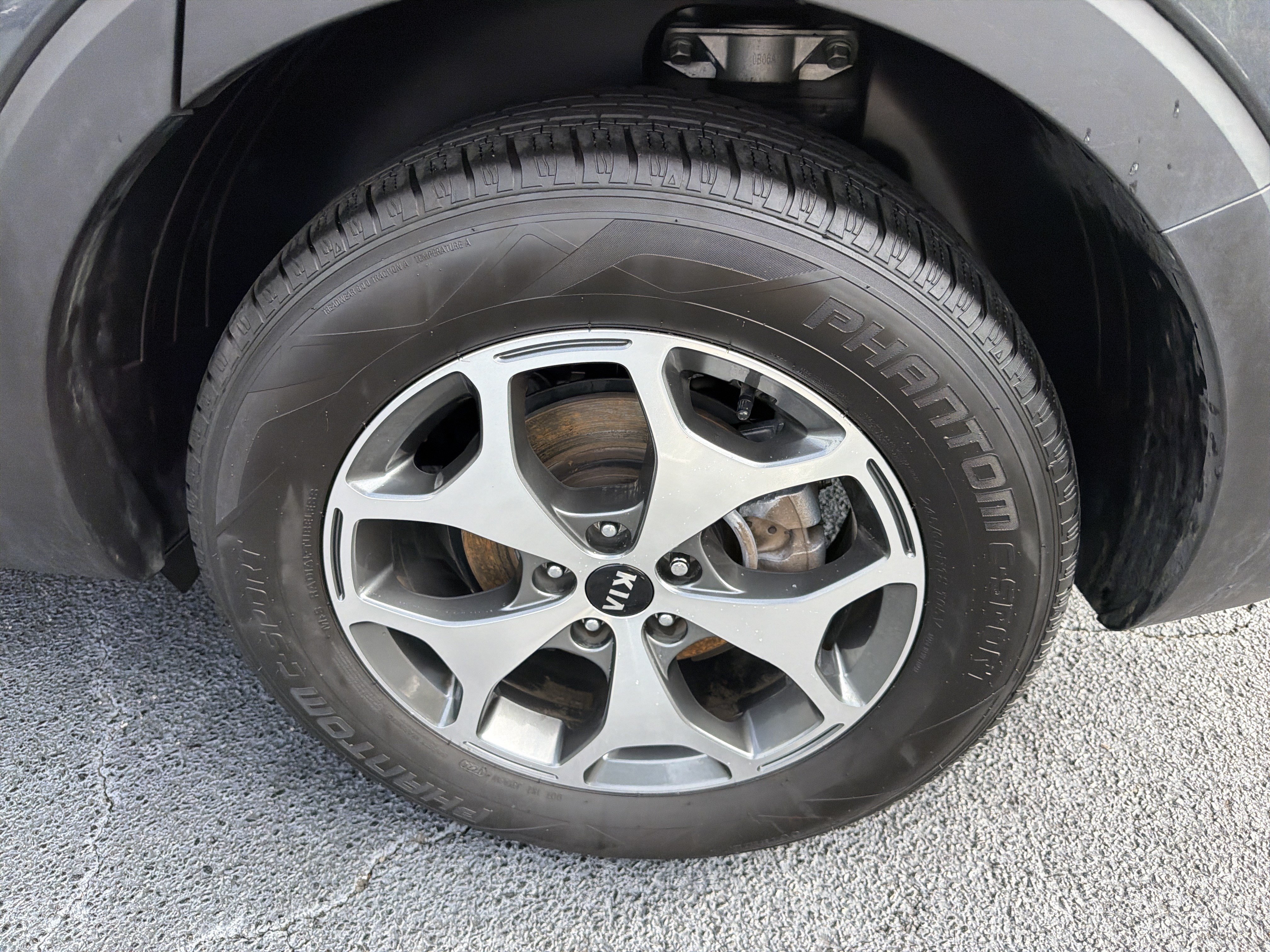 Used 2020 Kia Telluride EX FWD image 32