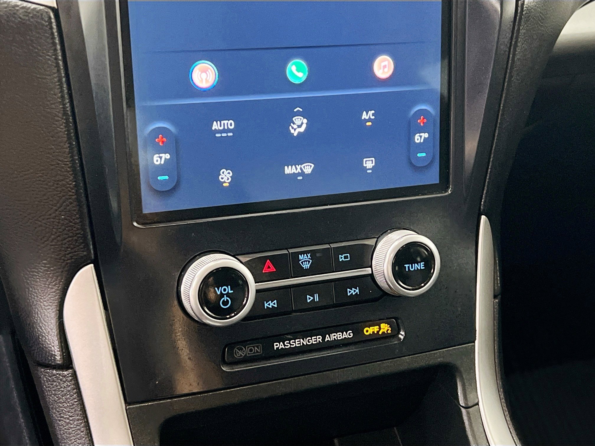 Used 2022 Ford Edge SE image 27