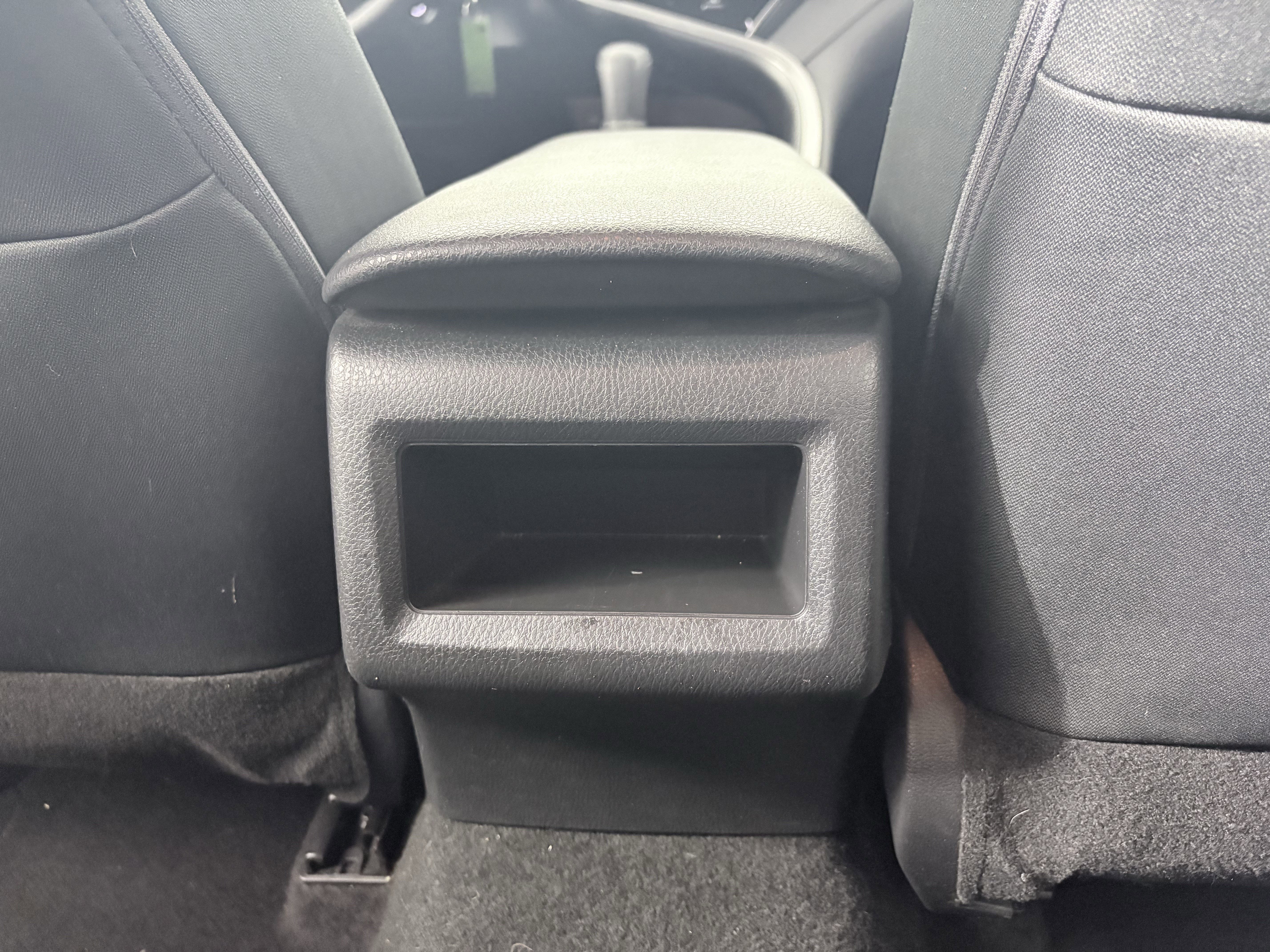 Used 2022 Toyota Camry LE image 25