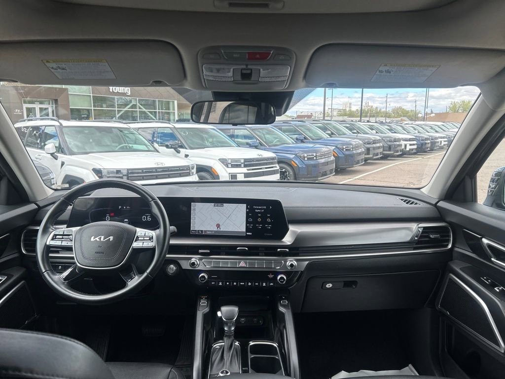 Used 2023 Kia Telluride S w/ S Sunroof Package AWD/4WD image 11