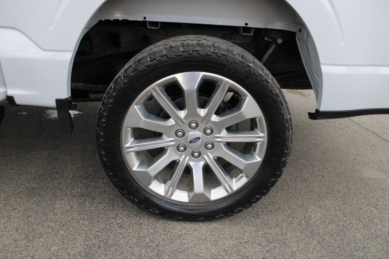 Used 2021 Ford F150 Lariat image 19