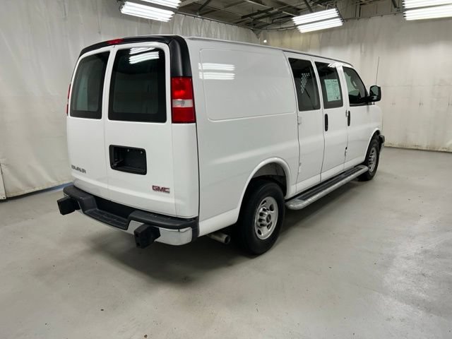 Used 2025 GMC Savana 2500 w/ Driver Convenience Package RWD image 4
