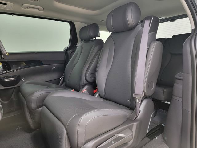 New 2026 Kia Carnival SX Prestige image 16