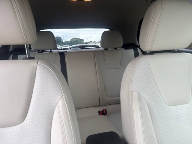 Used 2023 Buick Encore GX Preferred w/ Cold Weather Comfort Package FWD image 24