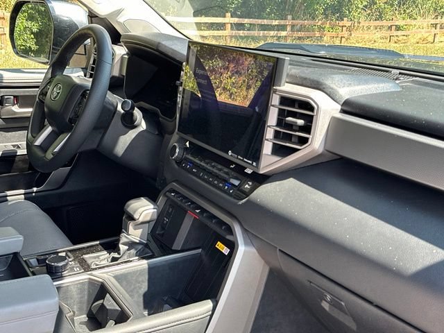 Used 2022 Toyota Tundra Limited AWD/4WD image 26