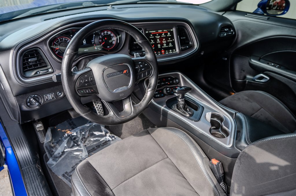 Used 2022 Dodge Challenger R/T w/ Plus Package image 14