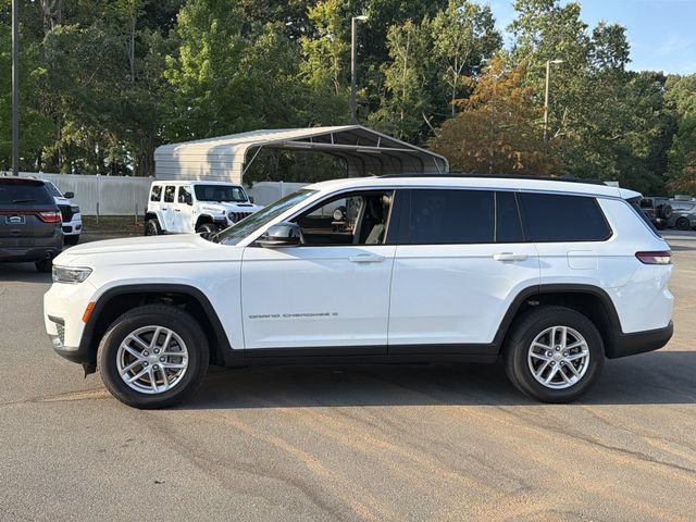 Used 2025 Jeep Grand Cherokee L Laredo RWD image 10
