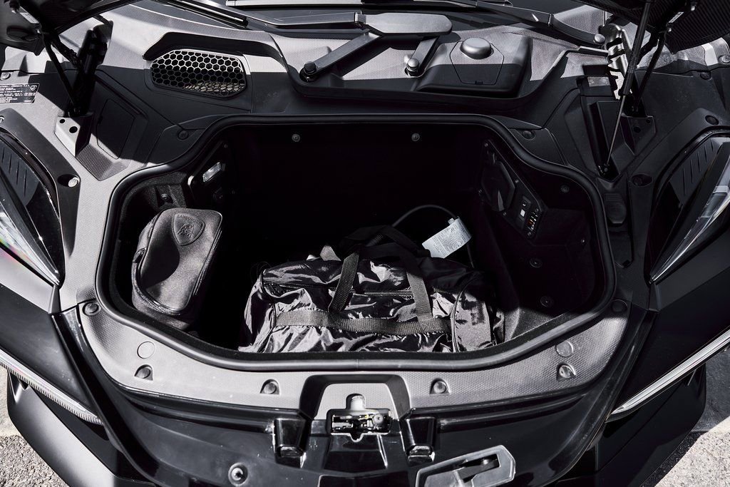 Used 2025 Lamborghini Revuelto image 23