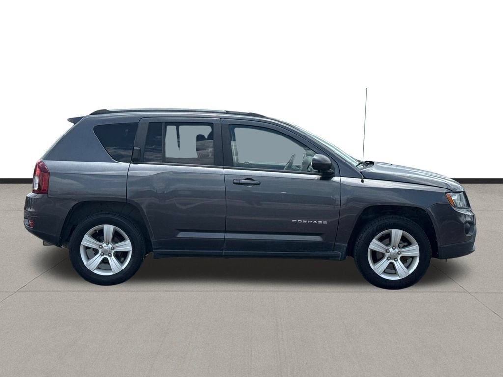 Used 2015 Jeep Compass Sport w/ Power Value Group AWD/4WD image 4