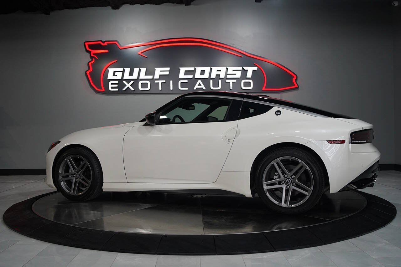 Used 2025 Nissan Z Sport w/ Floor Mat Package RWD image 4