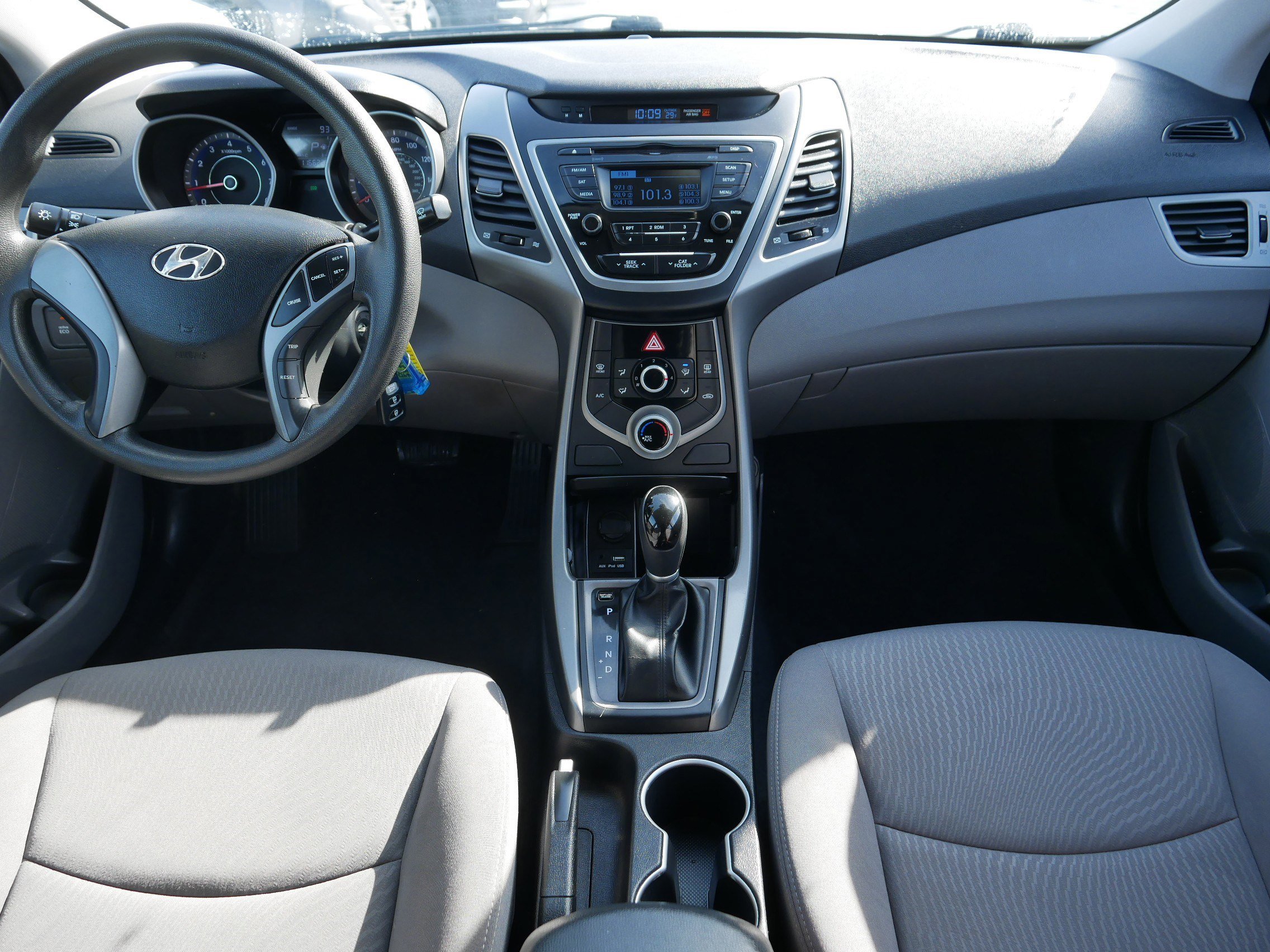 Used 2016 Hyundai Elantra SE FWD image 10