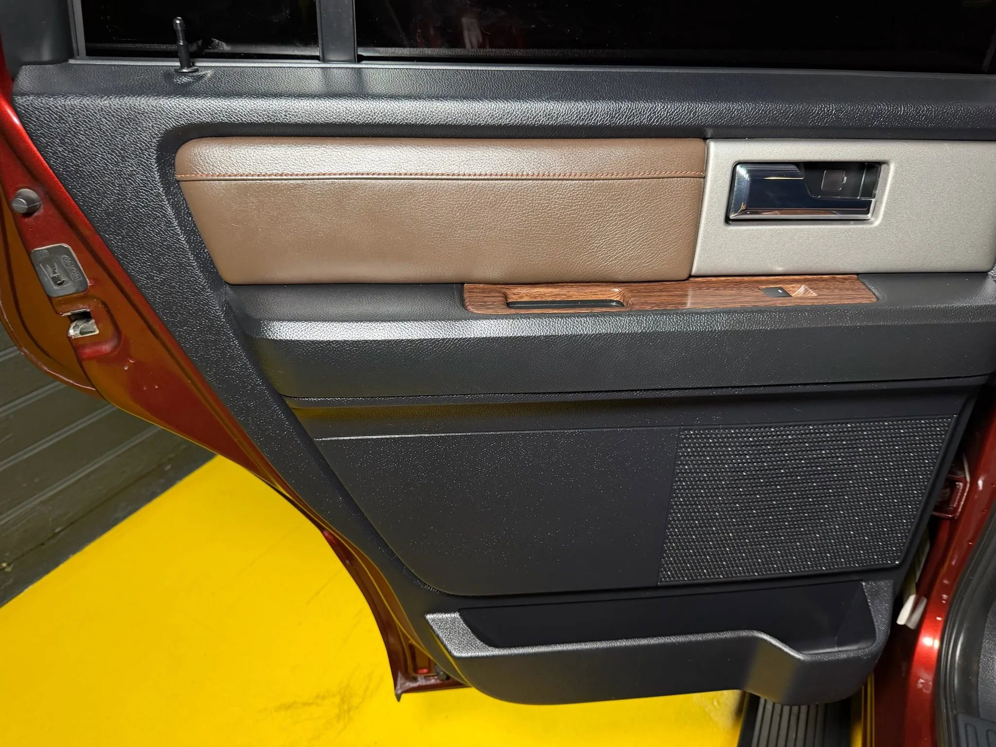 Used 2015 Ford Expedition King Ranch image 20