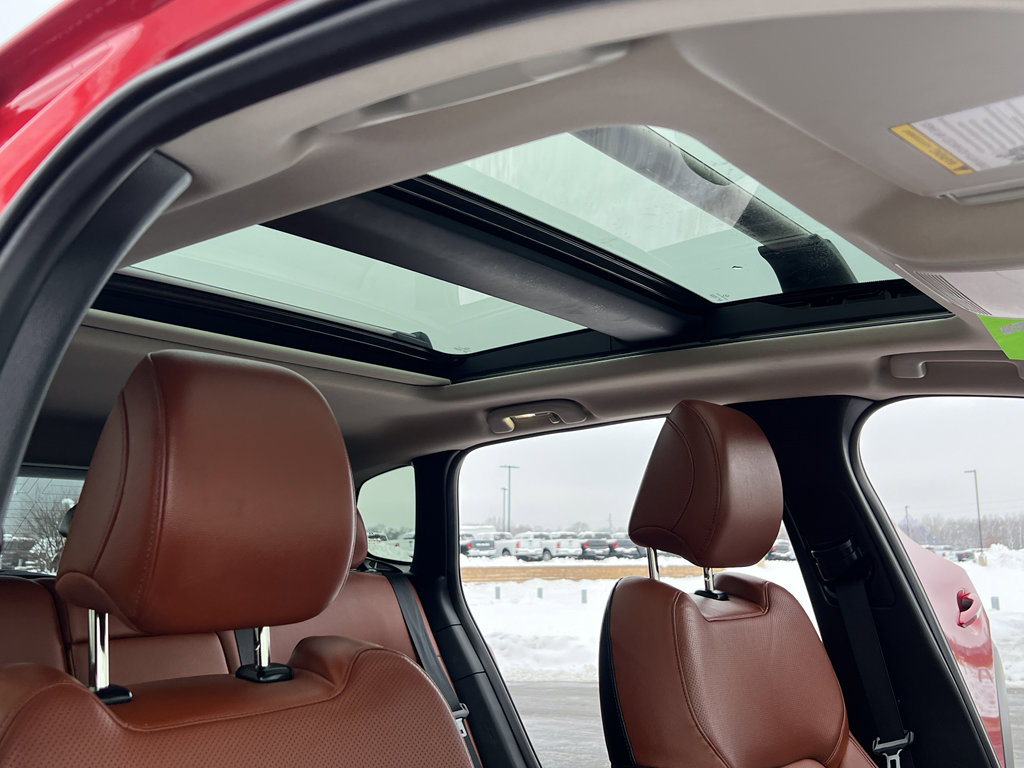 Used 2023 MAZDA CX-50 AWD 2.5 Turbo image 32