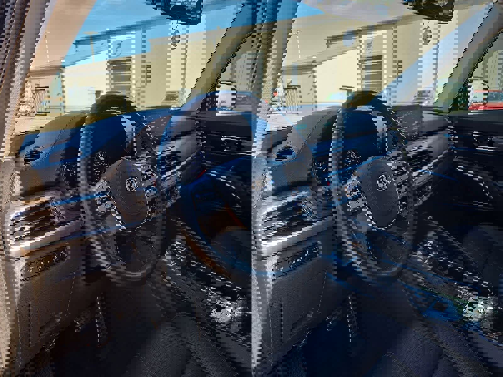 Used 2021 Kia Telluride SX w/ Nightfall Edition Package image 2