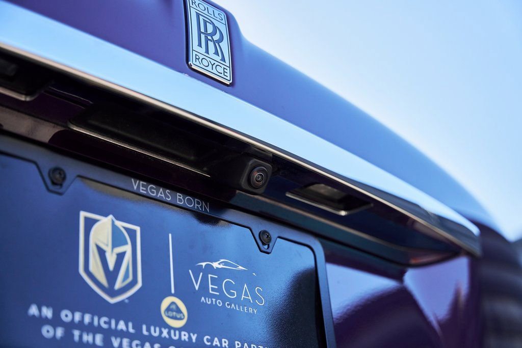 Used 2025 Rolls-Royce Cullinan image 13