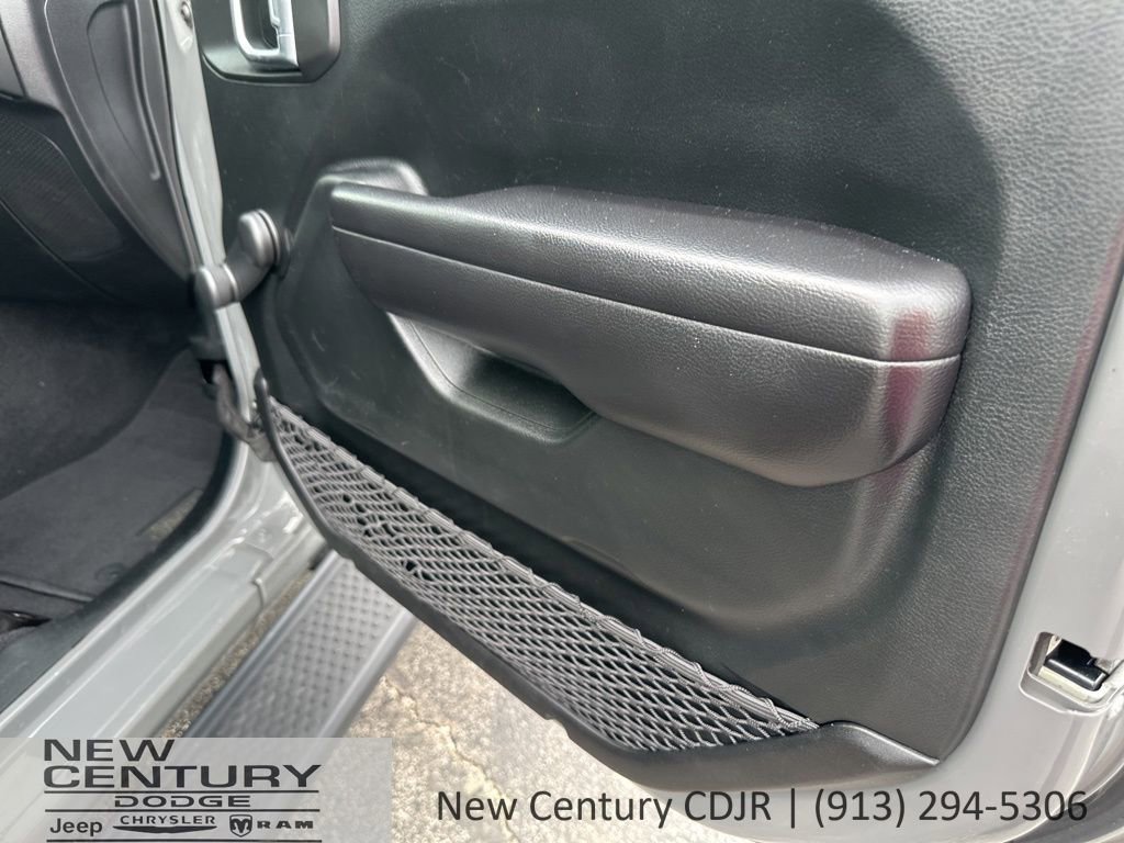 Used 2021 Jeep Wrangler Unlimited Sport image 11