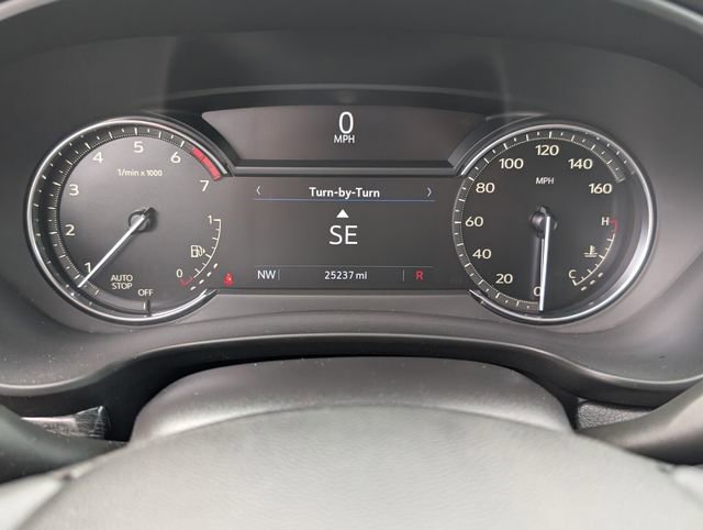 Used 2022 Cadillac XT4 Premium Luxury w/ Enhanced Visibility Package image 40