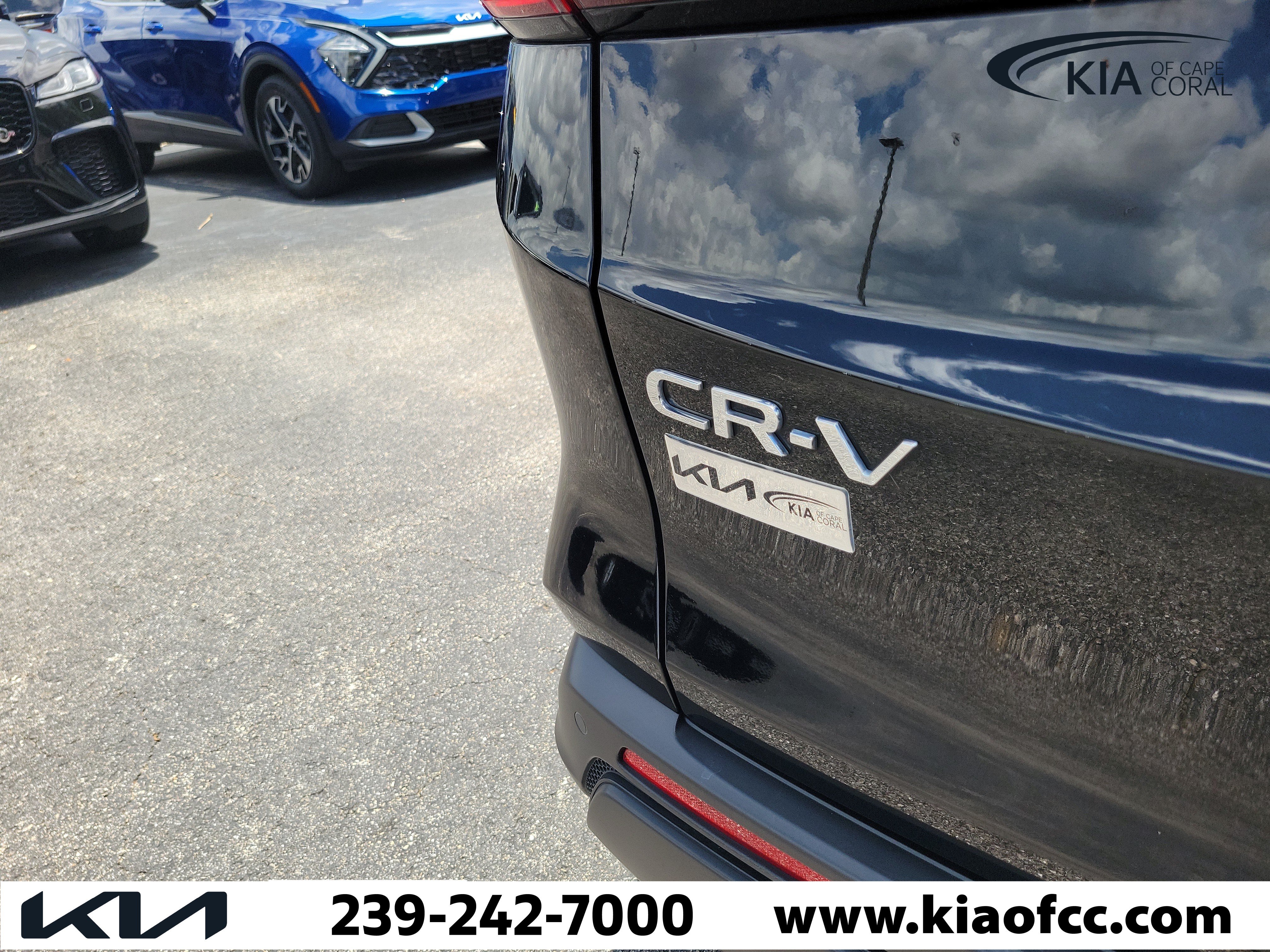 Used 2025 Honda CR-V EX-L image 10