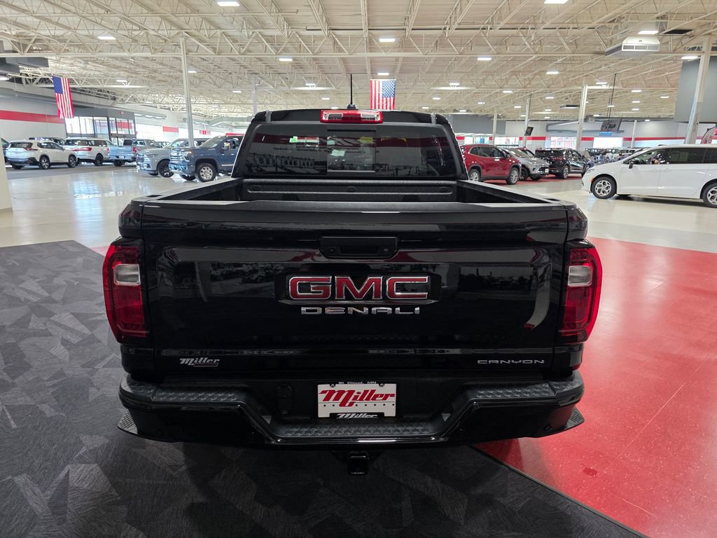 Certified 2024 GMC Canyon Denali AWD/4WD image 4