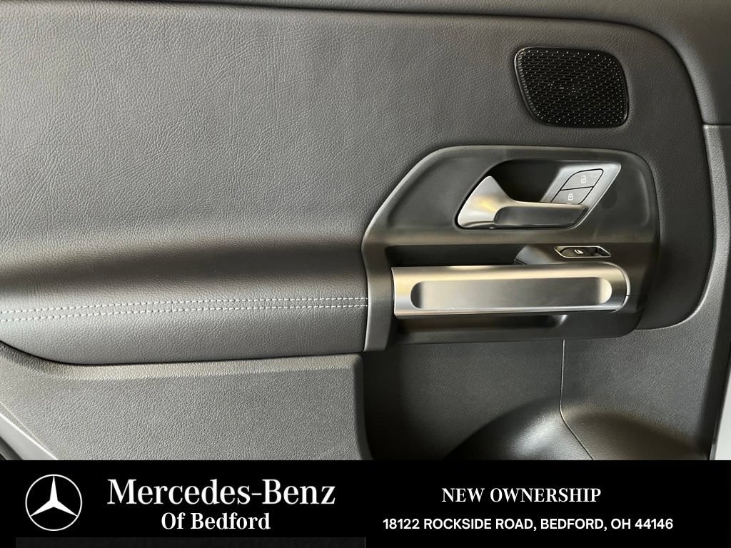 Used 2026 Mercedes-Benz GLB 250 4MATIC image 14