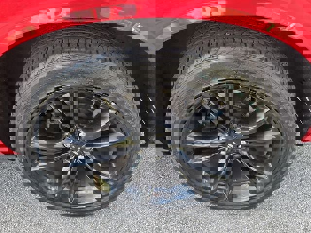 Used 2018 Dodge Challenger R/T Plus image 13