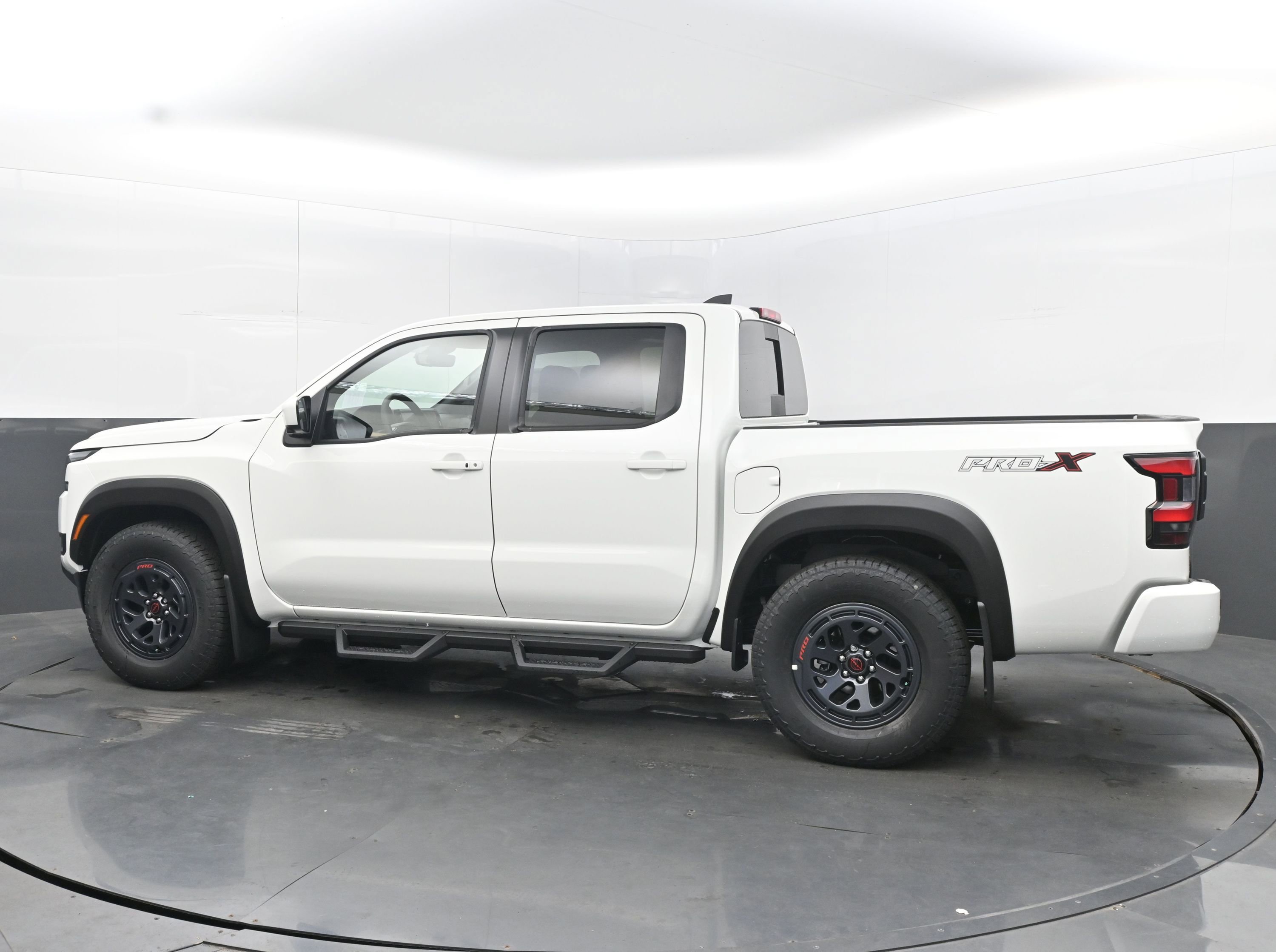 New 2026 Nissan Frontier Pro-X image 5