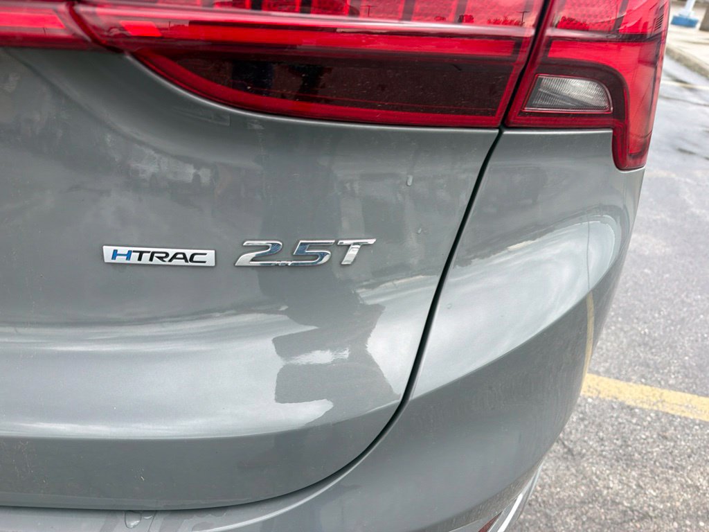 Used 2023 Hyundai Santa Fe Calligraphy AWD/4WD image 9