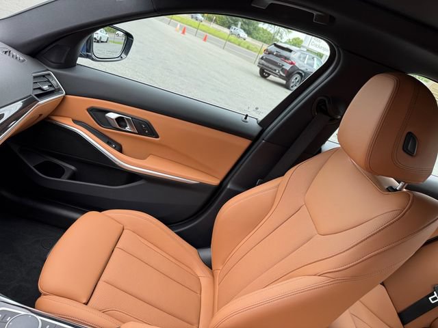 Certified 2024 BMW 330i xDrive Sedan w/ Premium Package AWD/4WD image 26