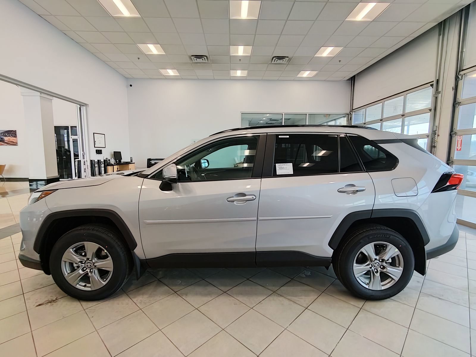 New 2025 Toyota RAV4 XLE w/ Convenience Package image 6