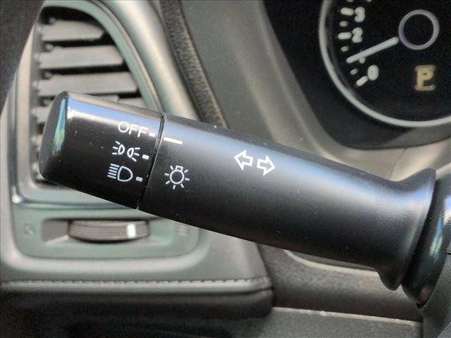 Used 2016 Honda HR-V LX image 16