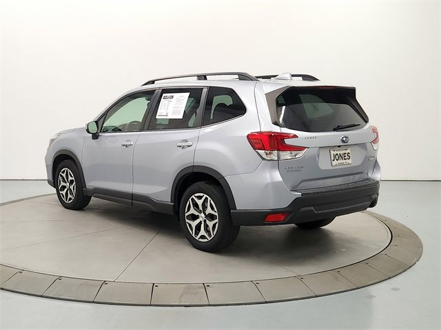 Used 2021 Subaru Forester Premium image 5