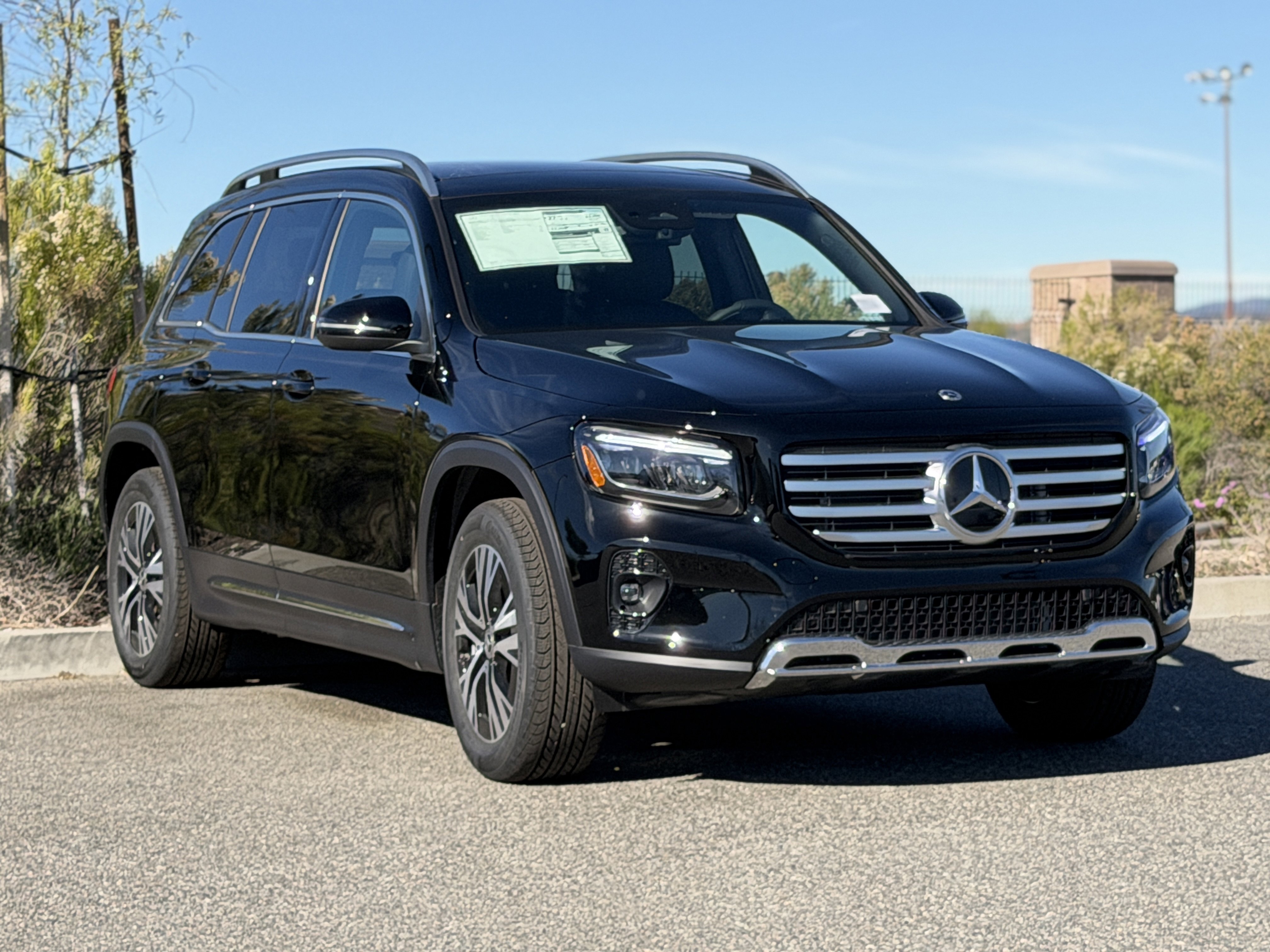 New 2026 Mercedes-Benz GLB 250 4MATIC image 6