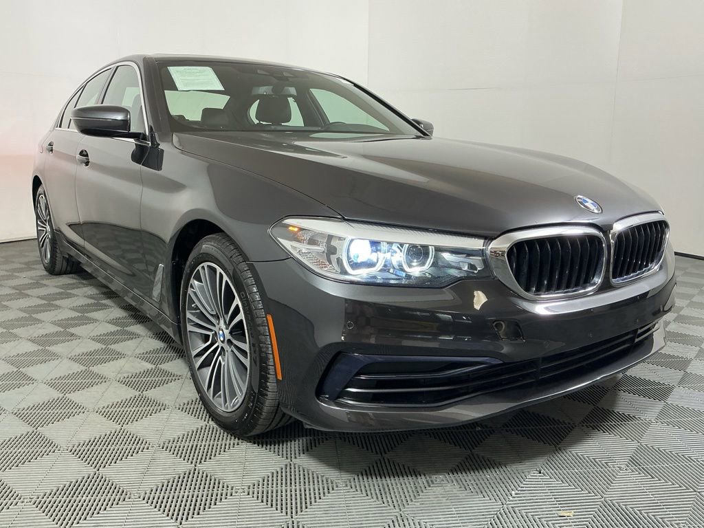 Used 2020 BMW 530e image 4