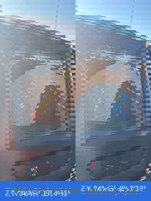 Used 2019 Jeep Cherokee Trailhawk w/ Cold Weather Group image 16