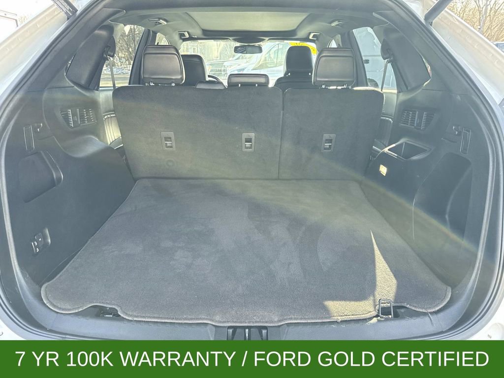 Certified 2022 Ford Edge ST-Line image 5