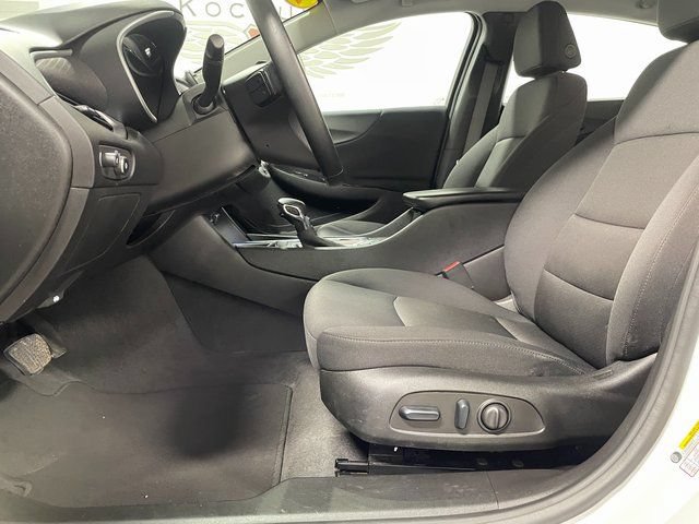 Used 2024 Chevrolet Malibu LT w/ Sport Edition FWD image 11