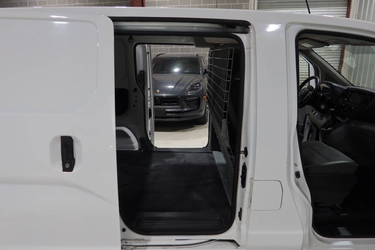 Used 2020 Nissan NV200 SV FWD image 15