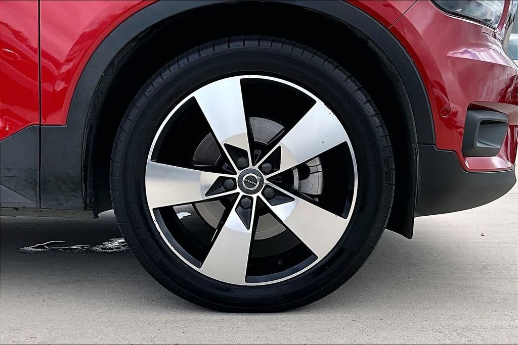 Used 2019 Volvo XC40 T5 Momentum AWD/4WD image 10